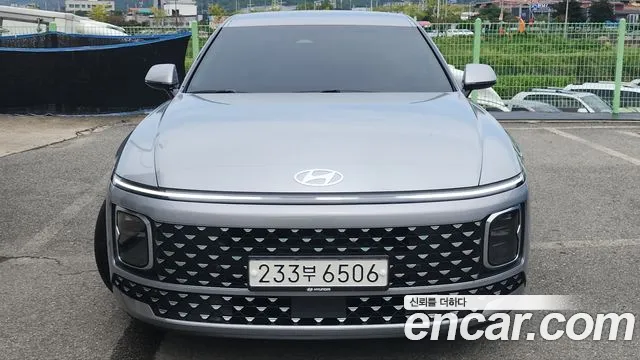 Hyundai Grandeur GN7 — Фото автомобиля 2