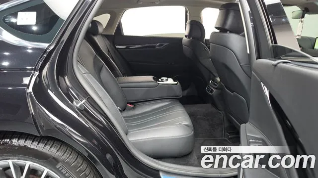 Genesis G80 RG3 — Фото автомобиля 17