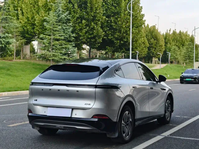 Xpeng G6 — Фото автомобиля 8