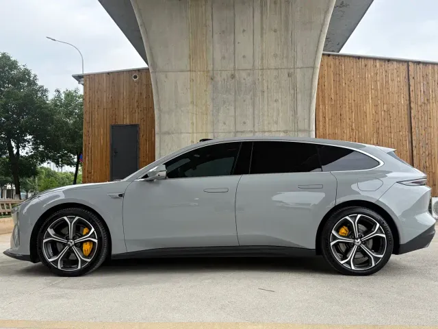 Nio ET5 Touring — Фото автомобиля 5