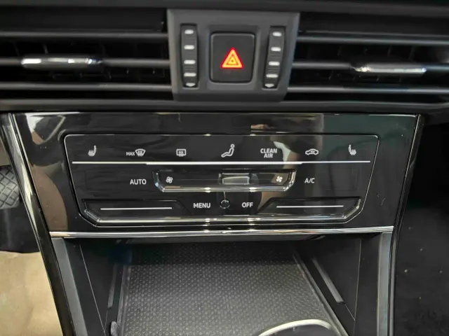 Volkswagen Passat — Фото автомобиля 11