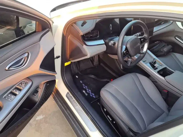BYD Seal 07 DM-i — Фото автомобиля 15