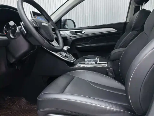 Haval M6 — Фото автомобиля 7