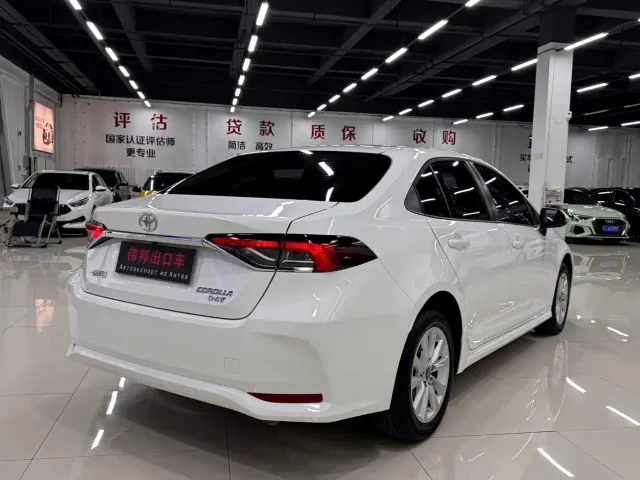 Toyota Corolla — Фото автомобиля 6
