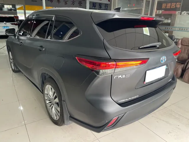 Toyota Highlander — Фото автомобиля 6