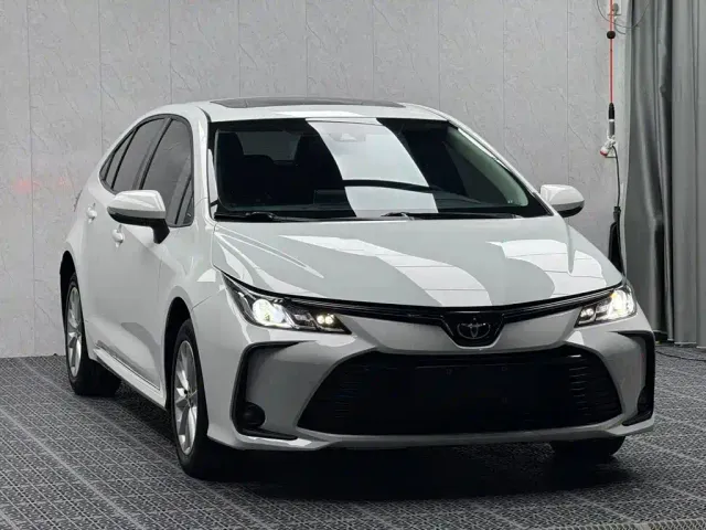 Toyota Corolla — Фото автомобиля 3