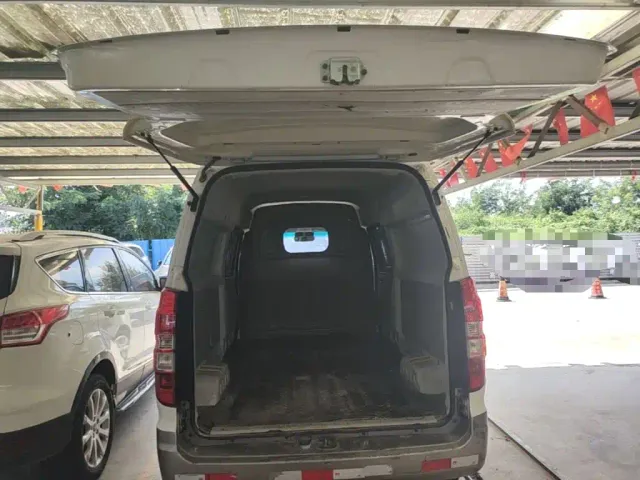 Jinbei New Hiace S — Фото автомобиля 18