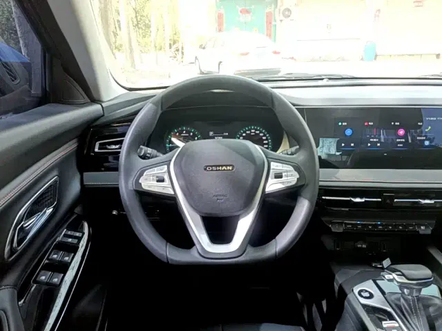 Changan X7 Plus — Фото автомобиля 10