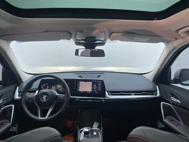 BMW X1 — Фото автомобиля 14