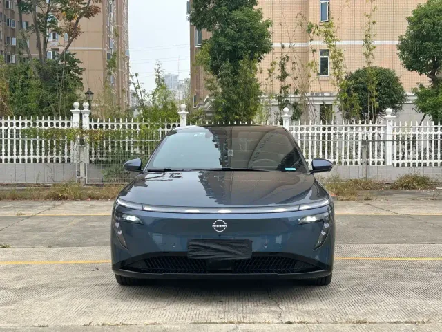 Nissan N7 — Фото автомобиля 2
