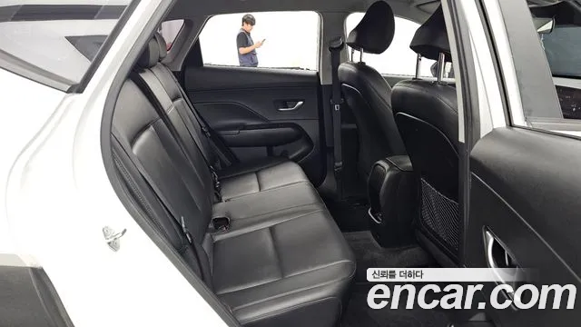 Hyundai Kona — Фото автомобиля 18