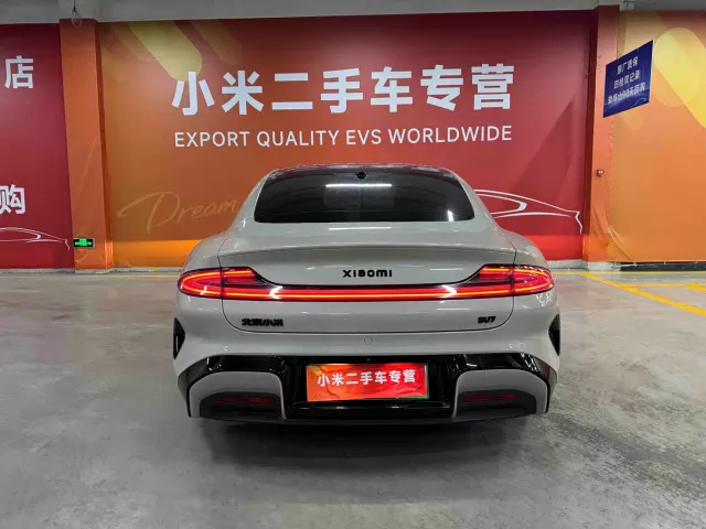 Xiaomi SU7 — Фото автомобиля 16