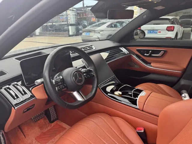 Mercedes-Benz S-Class — Фото автомобиля 4