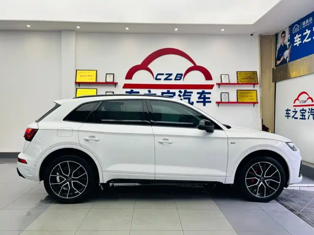 Audi Q5L — Фото автомобиля 8