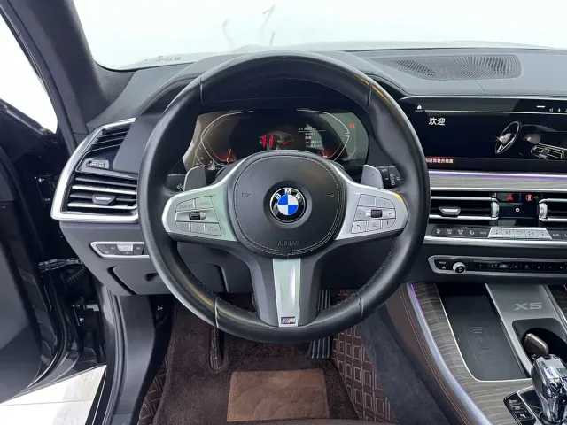 BMW X5 — Фото автомобиля 9