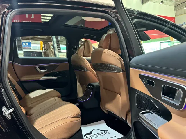Mercedes-Benz E-Class — Фото автомобиля 9