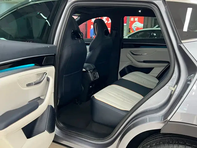 BYD Song PLUS — Фото автомобиля 15