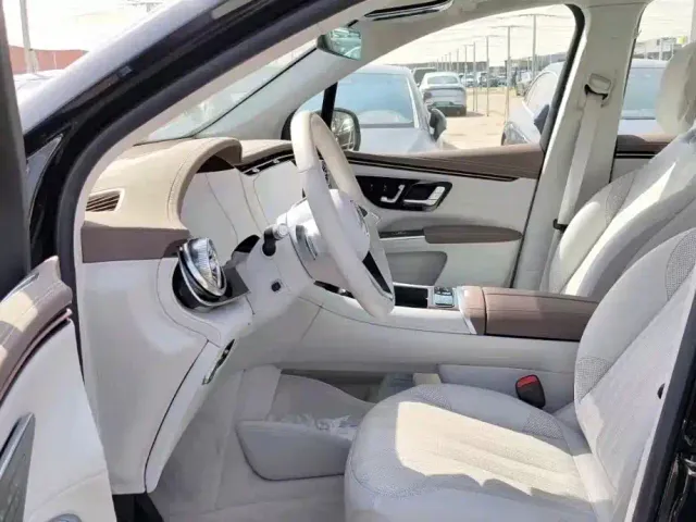 Mercedes-Benz Mercedes-Benz EQS SUV 2025 Model 500 4MATIC — Фото автомобиля 7