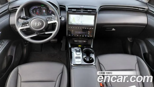 Hyundai Tucson Tucson (NX4) Дизель 2.0 2WD — Фото автомобиля 7
