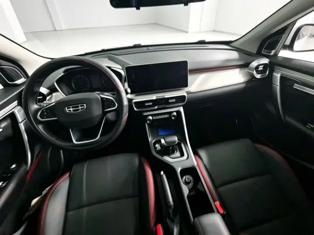 Geely Binyue — Фото автомобиля 6