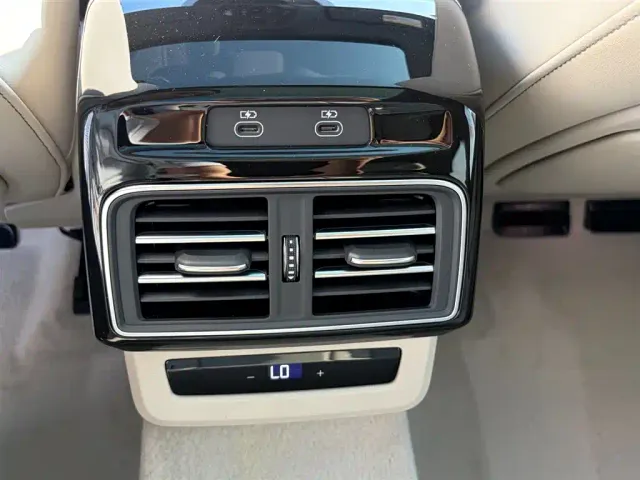 Audi Q5L — Фото автомобиля 21
