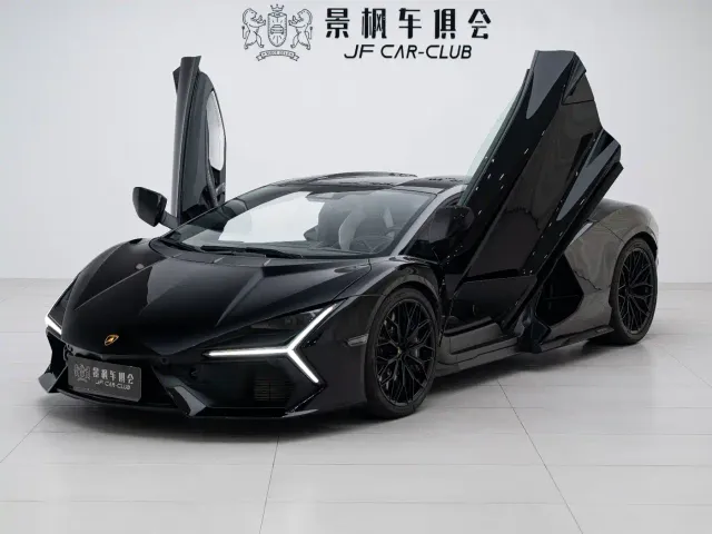 Lamborghini Revuelto — Фото автомобиля 2