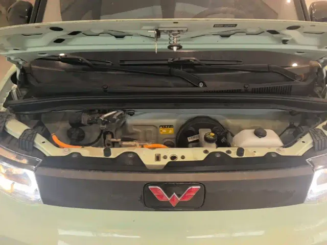 Wuling Hongguang Mini EV — Фото автомобиля 19