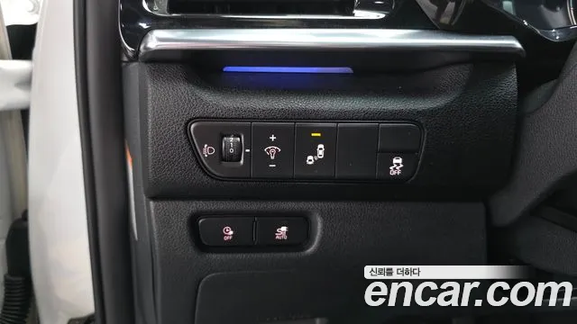 Kia Niro — Фото автомобиля 22