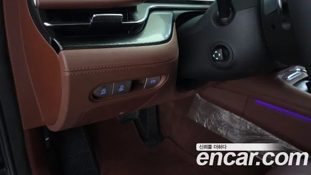 Genesis G90 Бензин 3.5 Turbo 2WD — Фото автомобиля 14