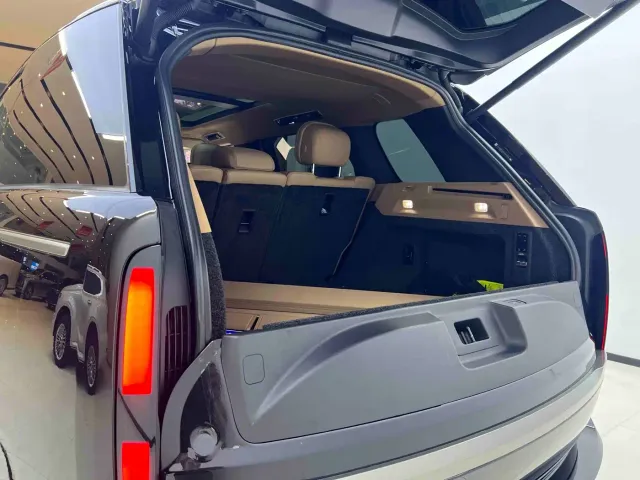 Land Rover Range Rover — Фото автомобиля 22