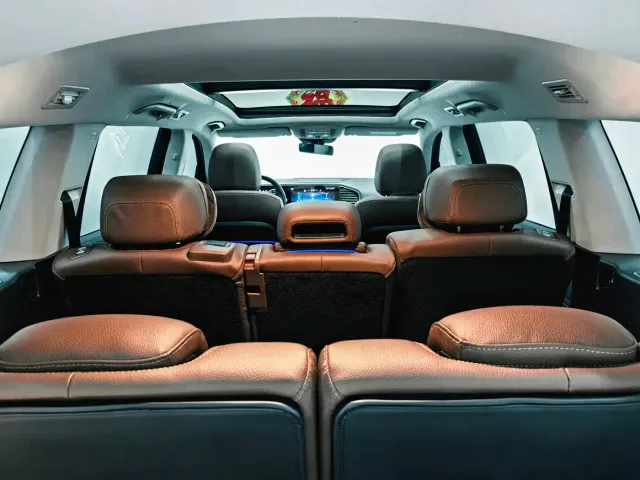 Mercedes-Benz GLS-Class — Фото автомобиля 12
