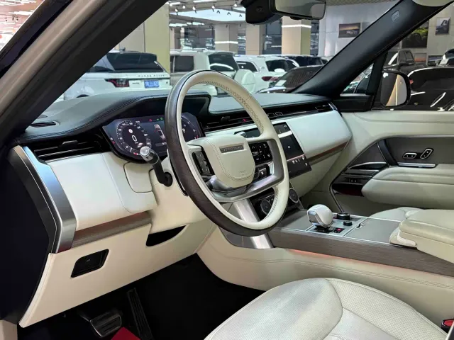 Land Rover Range Rover — Фото автомобиля 17