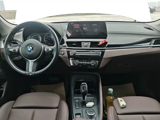 BMW X1 — Фото автомобиля 12