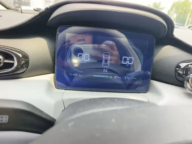 Leapmotor T03 — Фото автомобиля 4
