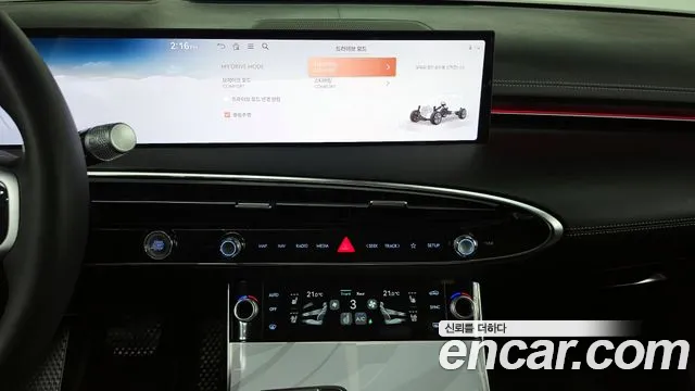 Genesis GV70 2.5T Бензин AWD — Фото автомобиля 14