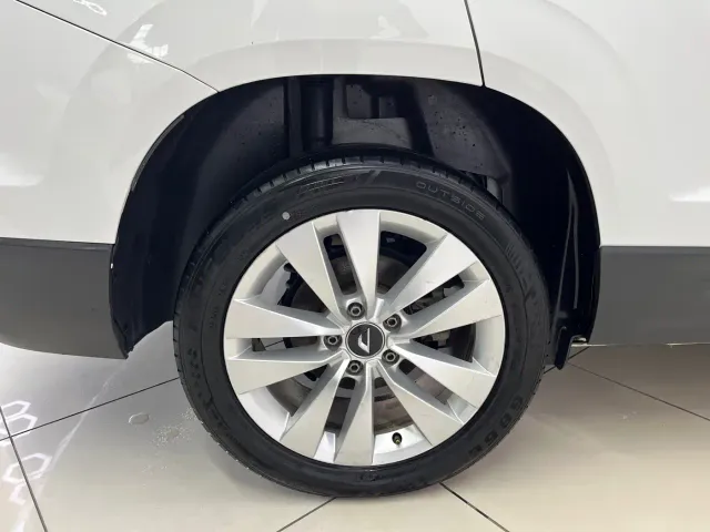 Jetta VS7 — Фото автомобиля 24
