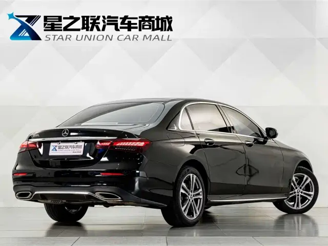 Mercedes-Benz E-Class — Фото автомобиля 6