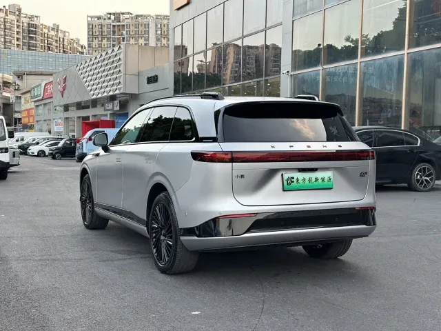Xpeng G9 — Фото автомобиля 7