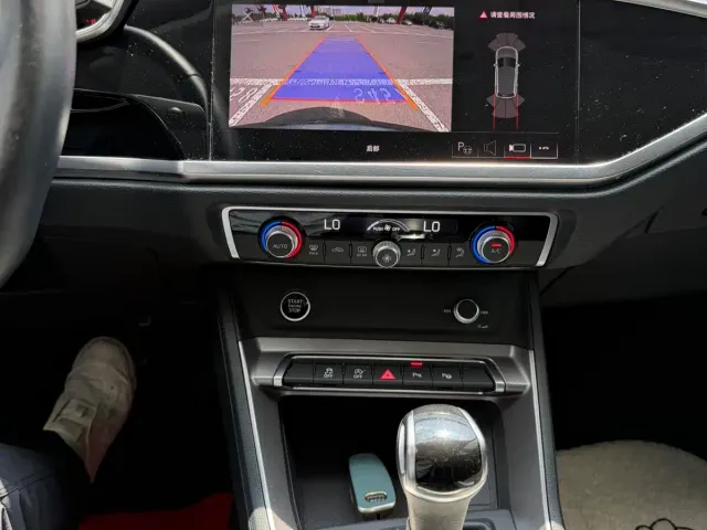 Audi Q3 — Фото автомобиля 22