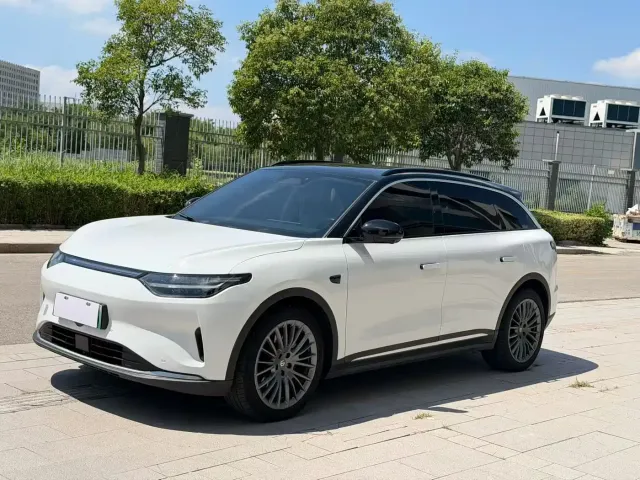 Фотография автомобиля — Leapmotor C11