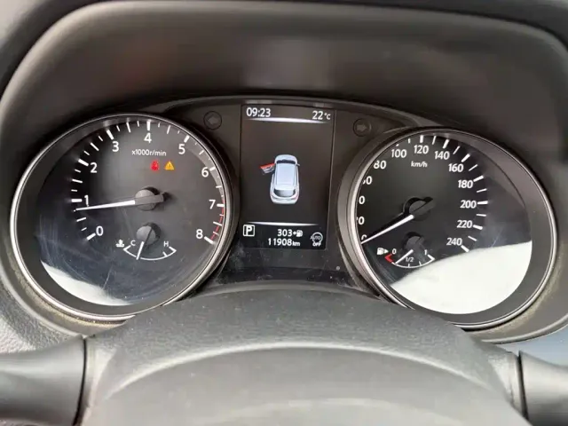 Nissan Qashqai — Фото автомобиля 16