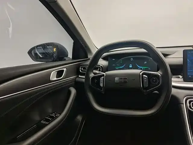 Geely Galaxy Stellar 6 — Фото автомобиля 11