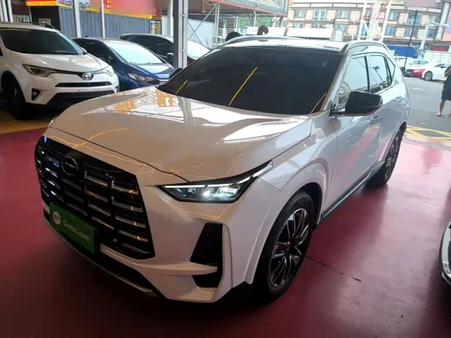 Фотография автомобиля — GAC Trumpchi GS4