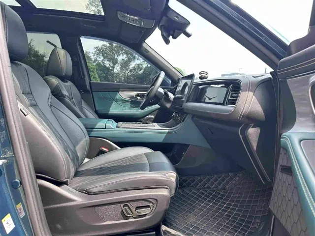 GAC Trumpchi GS8 — Фото автомобиля 12