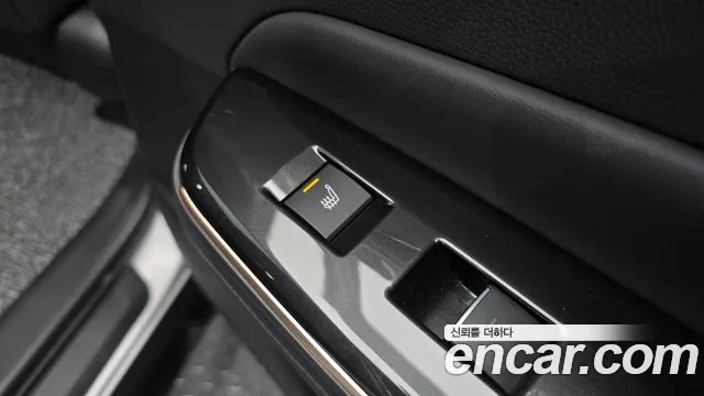 Toyota Crown — Фото автомобиля 18