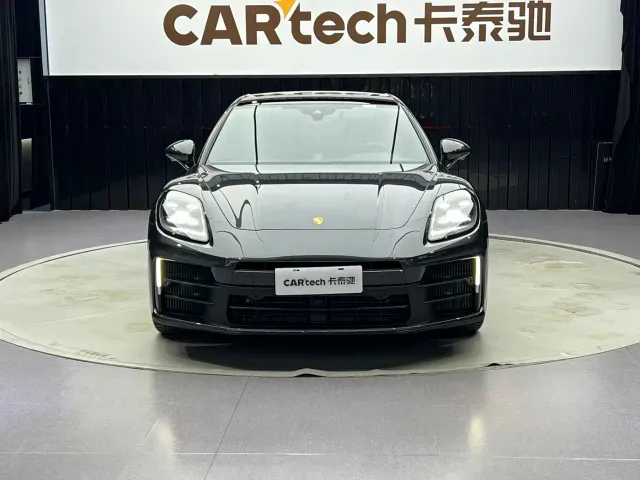 Porsche Panamera — Фото автомобиля 3