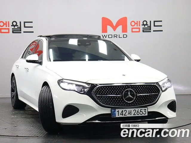 Mercedes-Benz E-Class — Фото автомобиля 2