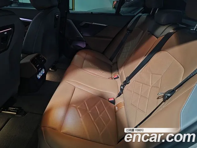 BMW 5 Series G60 — Фото автомобиля 13