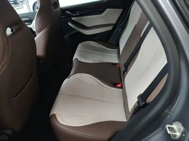 BYD Qin PLUS — Фото автомобиля 16