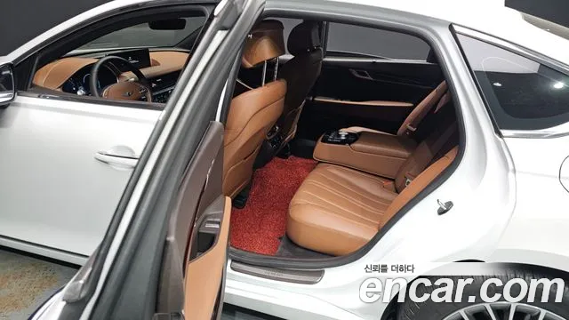 Genesis G80 Бензин 2.5 турбо AWD — Фото автомобиля 13